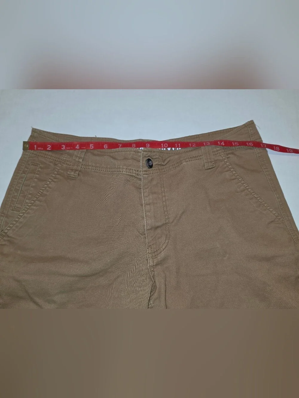 Mossimo Supply Co. Men's Tan Flat-Front Shorts Sz 34